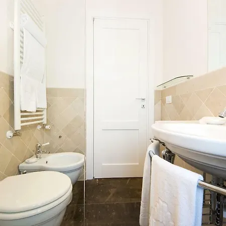 Palazzo Alfeo Aparthotel Syracuse