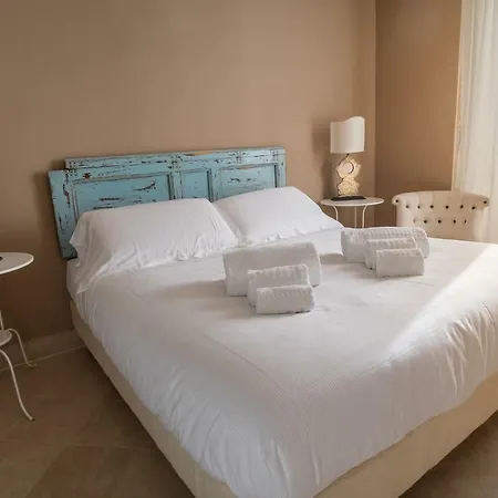 Palazzo Alfeo Aparthotel