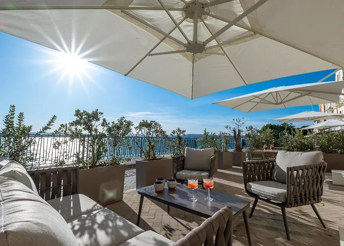 公寓式酒店 Palazzo Alfeo 4*