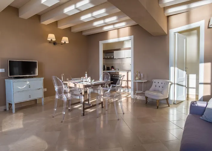 公寓式酒店 Palazzo Alfeo 4*