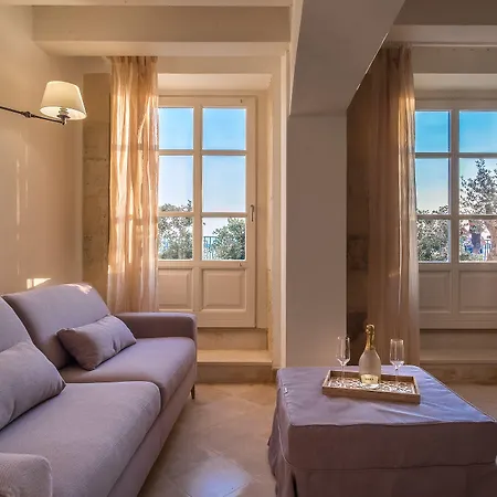 Palazzo Alfeo 4* シラクーサ